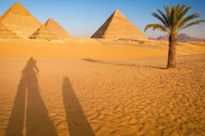 Pyramides majestueuses